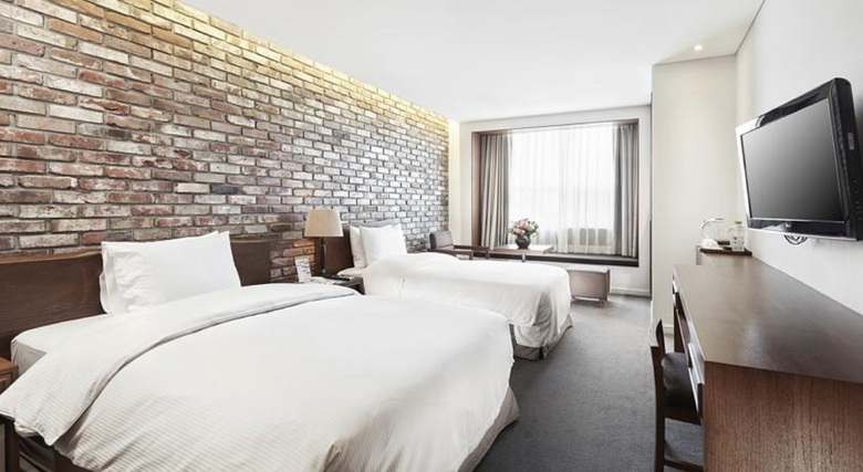 Hotel President