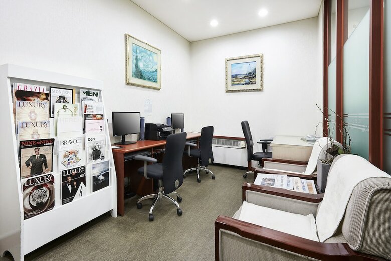 Hotel President