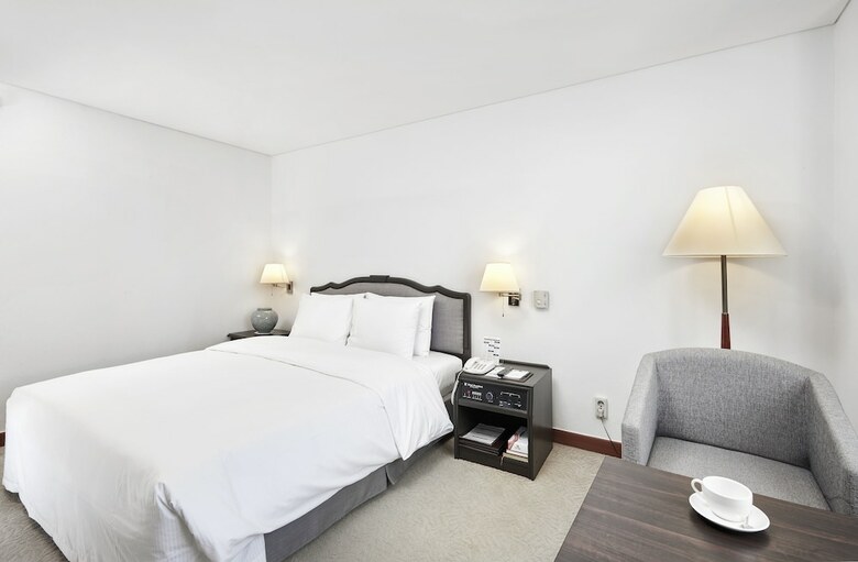 Hotel President