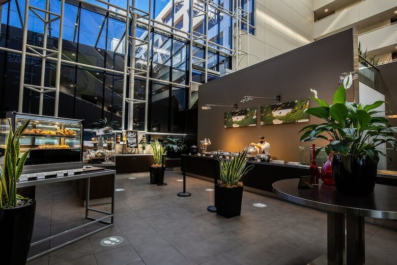 Hotel Crowne Plaza Canberra