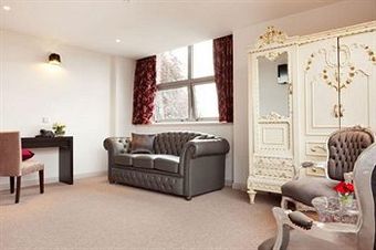 Hotel Jolyons @ No.10