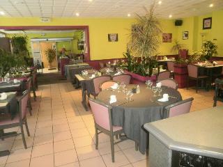 Hotel Logis Les Bains De Mer