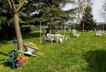 Hotel Degli Amici