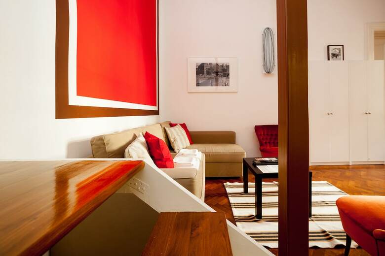 Kadar Apartments