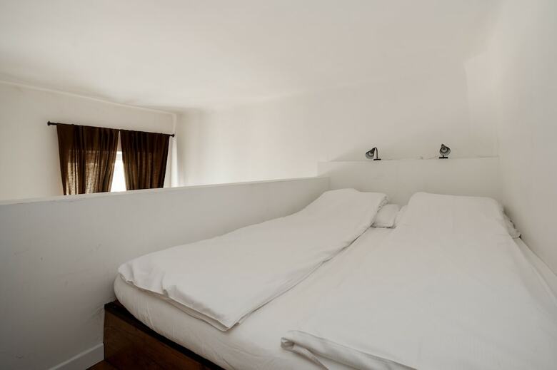 Kadar Apartments