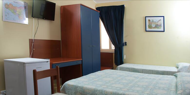 Bed And Breakfast Blu Bar