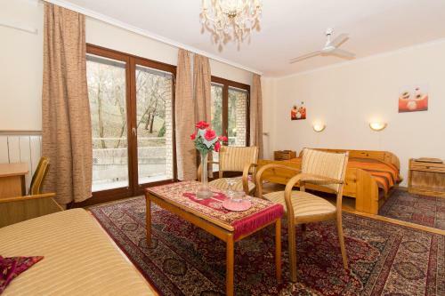 Budavar Bed And Breakfast