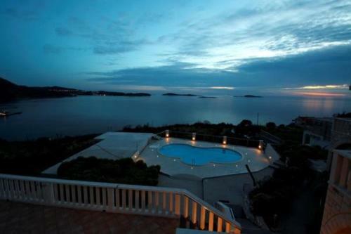 Apartments Marnic