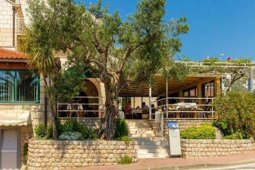 Hostal Pansion Costeria Srebreno