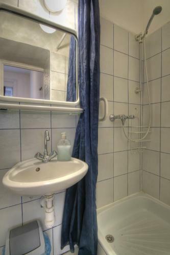 Hostal Budapest Opera Minihotel