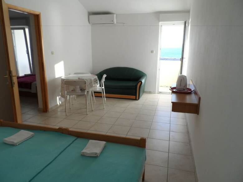 Hostal Rooms And Apartments Galeb