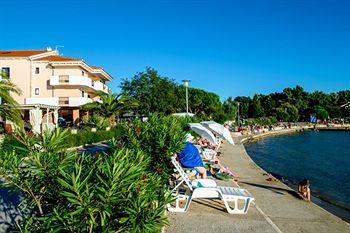 Hotel Laguna