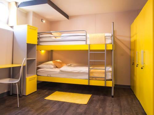 Albergue Botel Marina