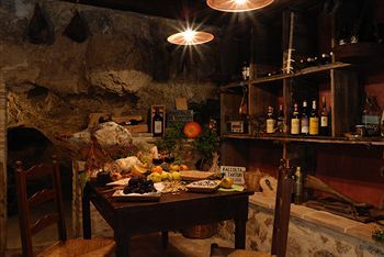 Bed & Breakfast Antico Casale Urbani