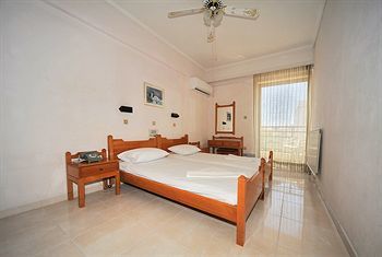Paradise Hotel