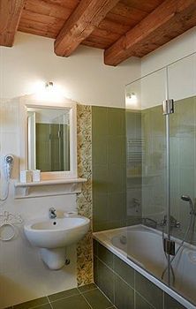 Bed & Breakfast Tenuta Santom�