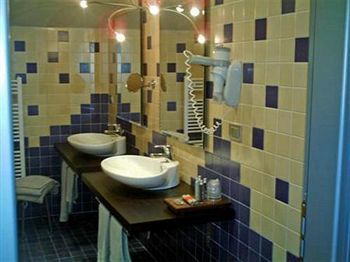 Hotel Forty Five