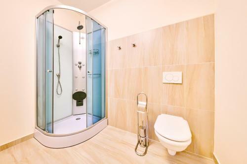 Hostal Villa Bu??ina