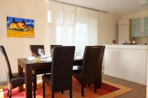 Hostal Villa Bu??ina