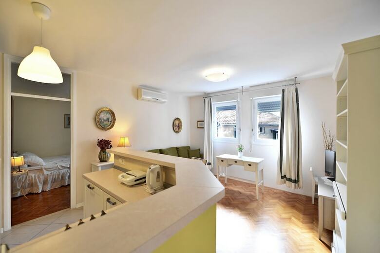 Apartments Zoran