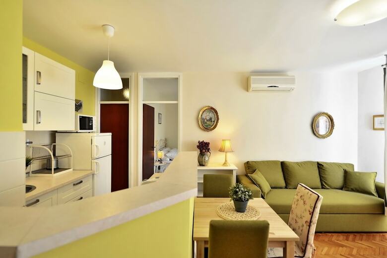 Apartments Zoran