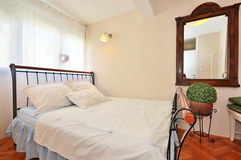 Apartments Zoran