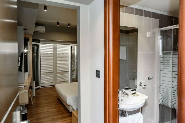 Agamemnon Hotel