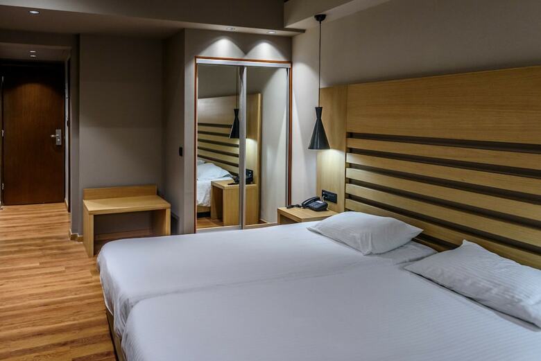 Agamemnon Hotel