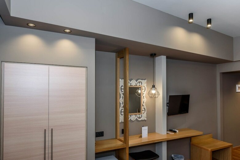 Agamemnon Hotel