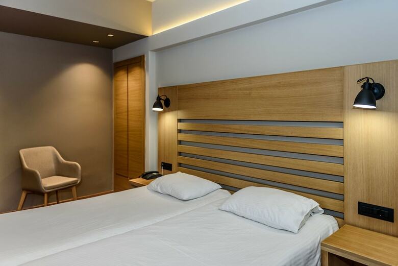 Agamemnon Hotel