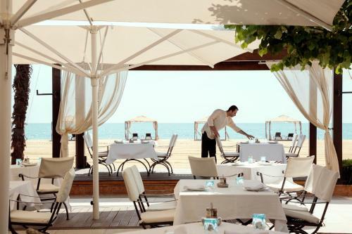 Hotel Mediterranean Village