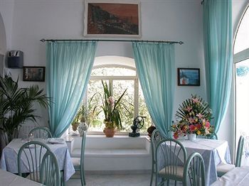 Hotel La Perla