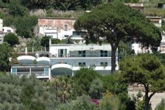 Hotel Il Pino