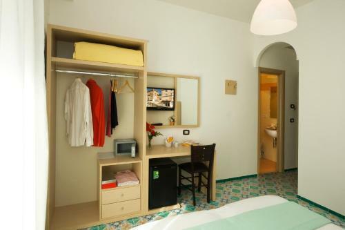 Hotel Torre Di Milo