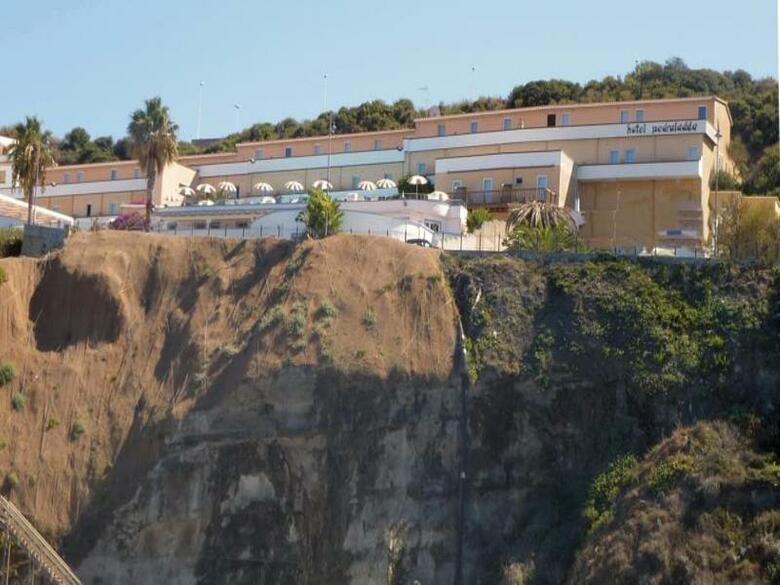 Hotel Pedraladda