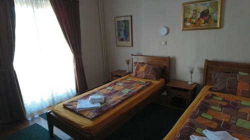 Hotel Hostel Bimbo