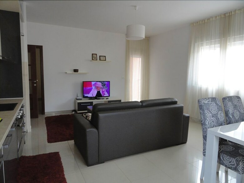 Lux Apartments Natasha