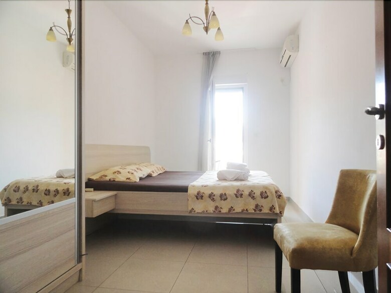 Lux Apartments Natasha