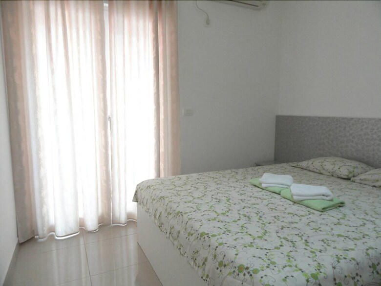 Lux Apartments Natasha