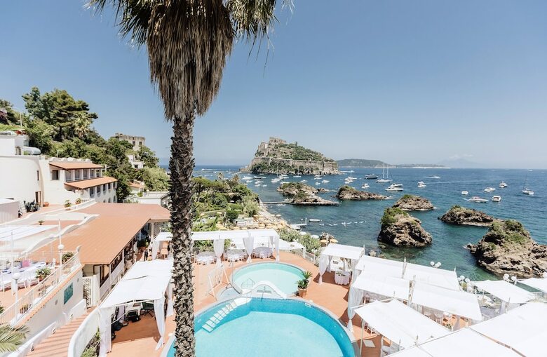 Strand Hotel Delfini