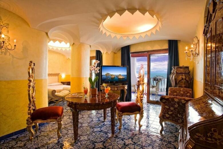 Strand Hotel Delfini