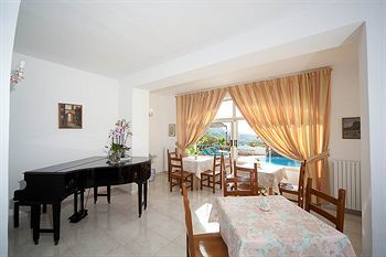 Hotel Ape Regina