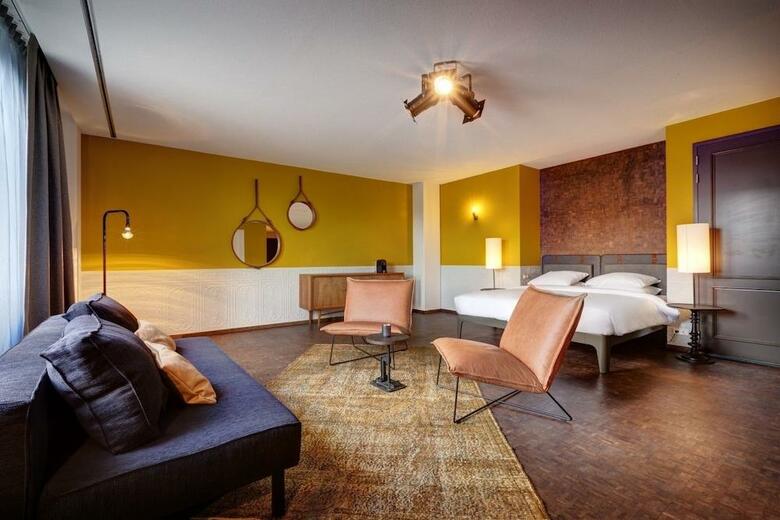 Hotel V Nesplein