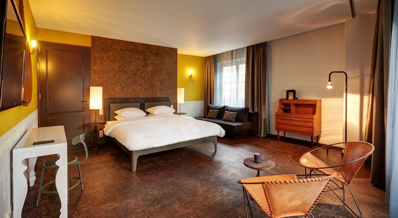Hotel V Nesplein
