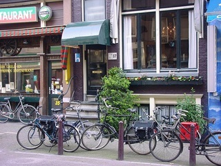 Quentin Golden Bear Hotel