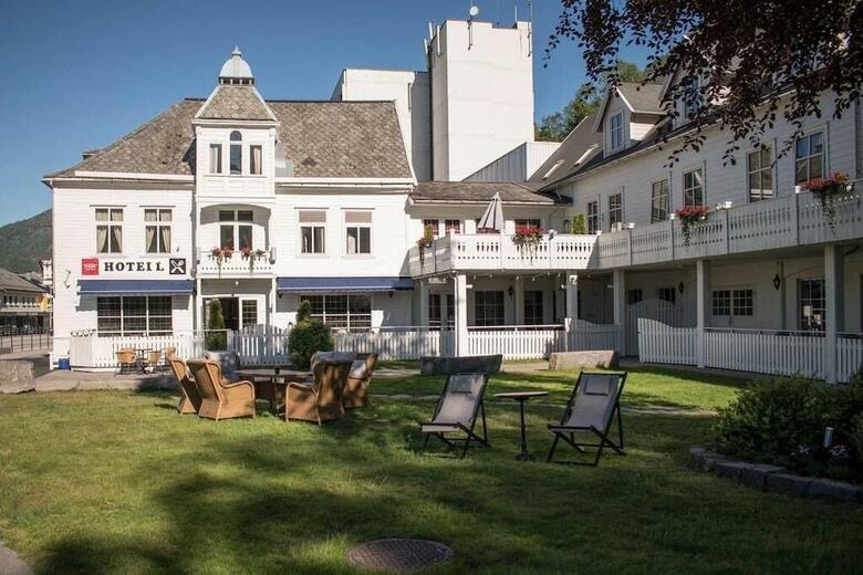 Thon Hotel F�rde