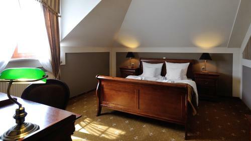 Hotel Diament Arsenal Palace Katowice - Chorz�w