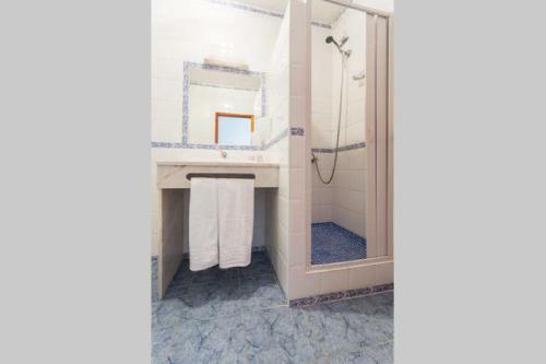Hostal Residencial Capri