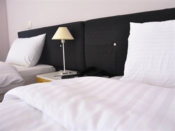 B Hotels