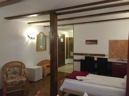 Hostal Pension Green Park